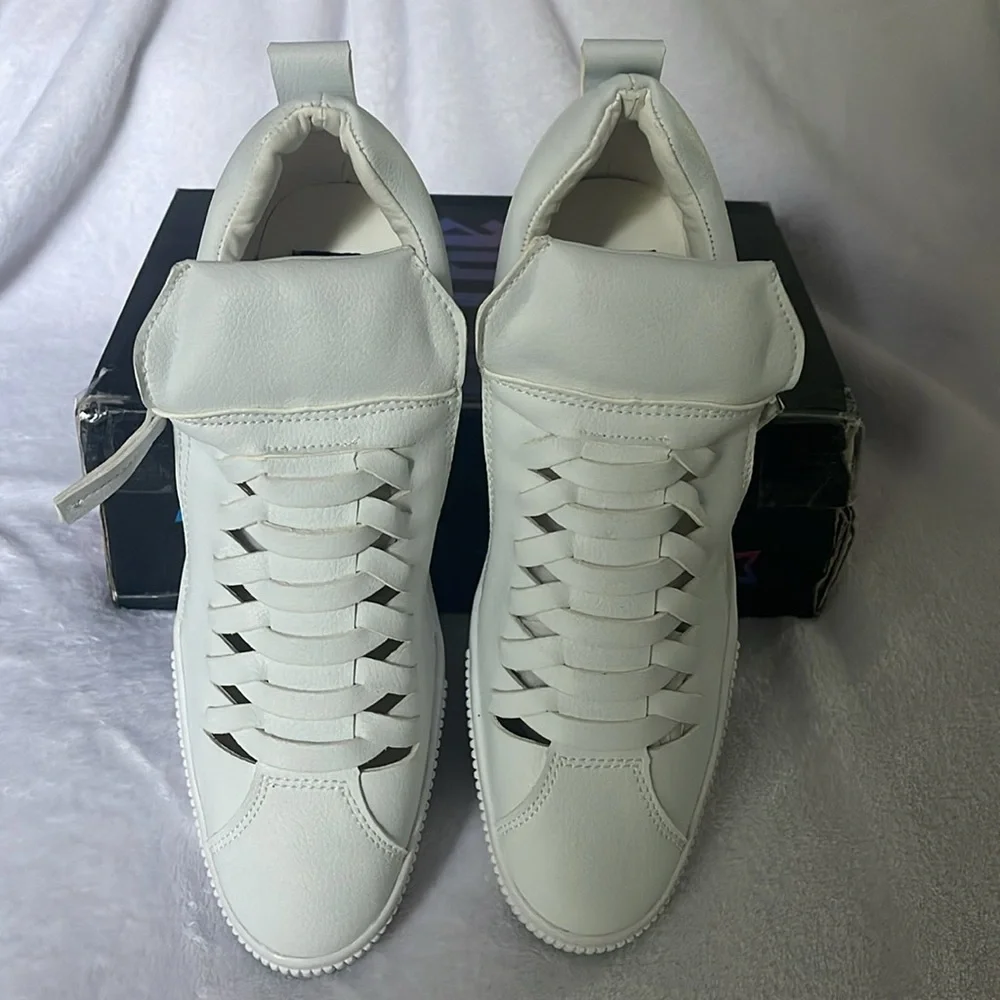 NIB cute to the core slit platform sneaker women’s 10